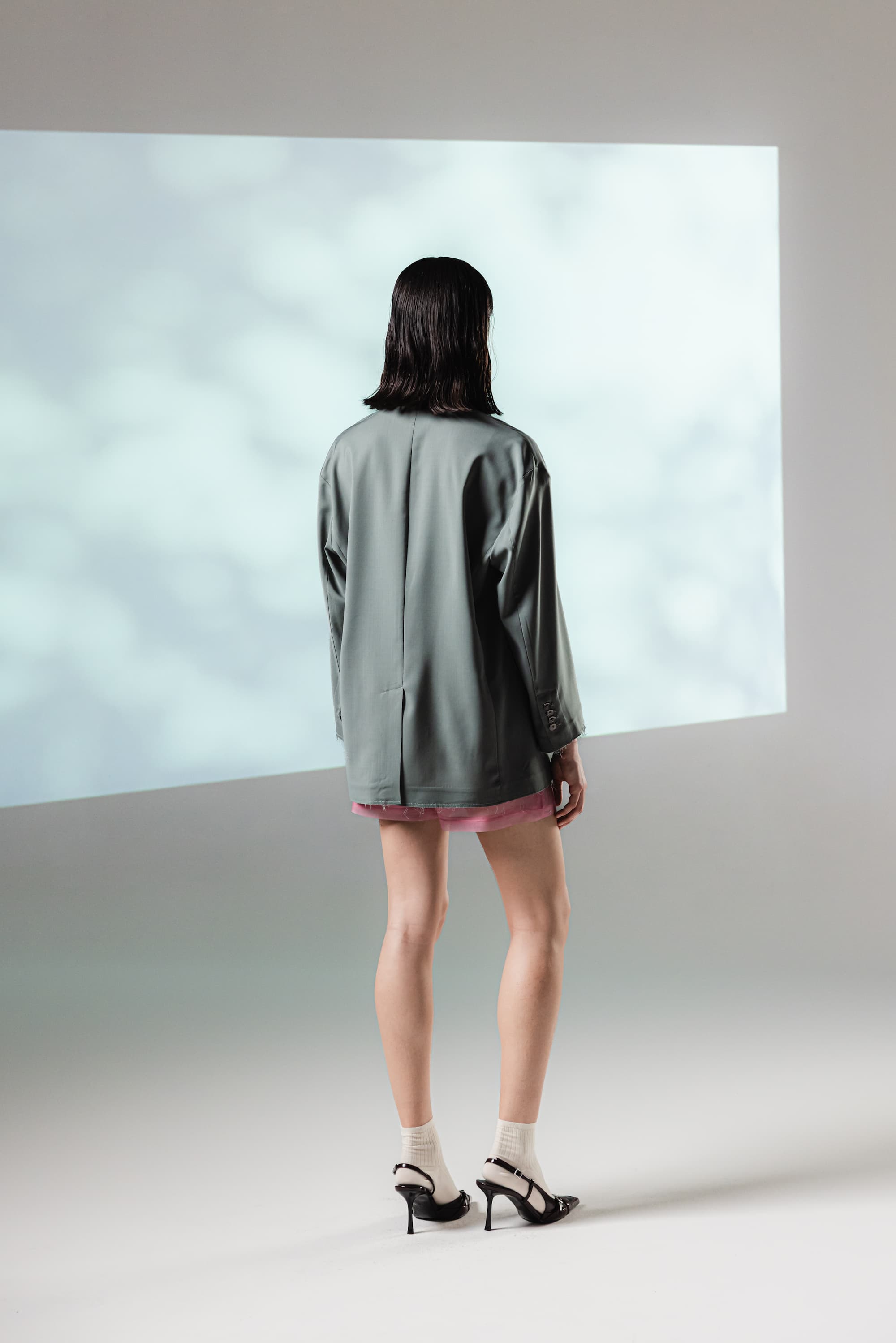 GISELLA _ SAGE GREEN BLAZER