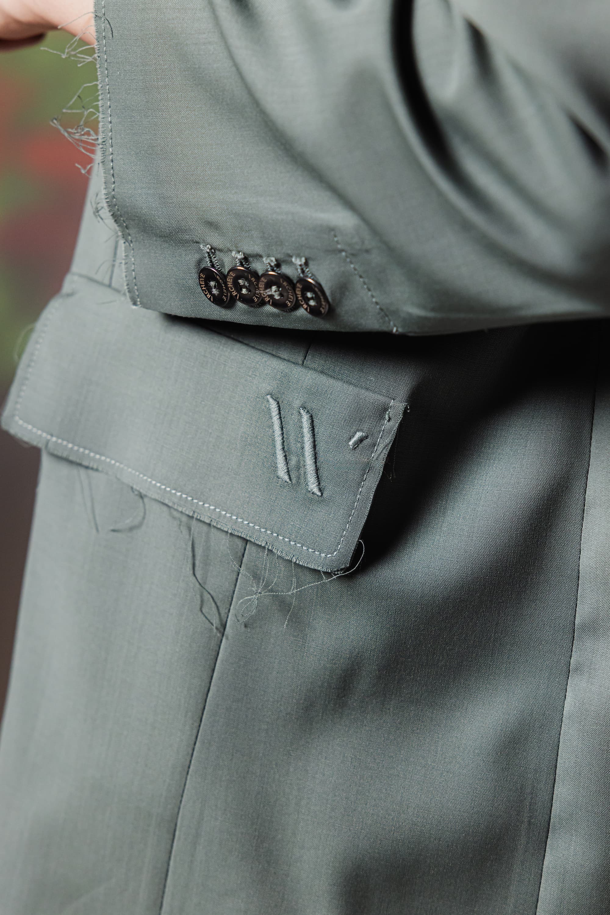 GISELLA _ SAGE GREEN BLAZER