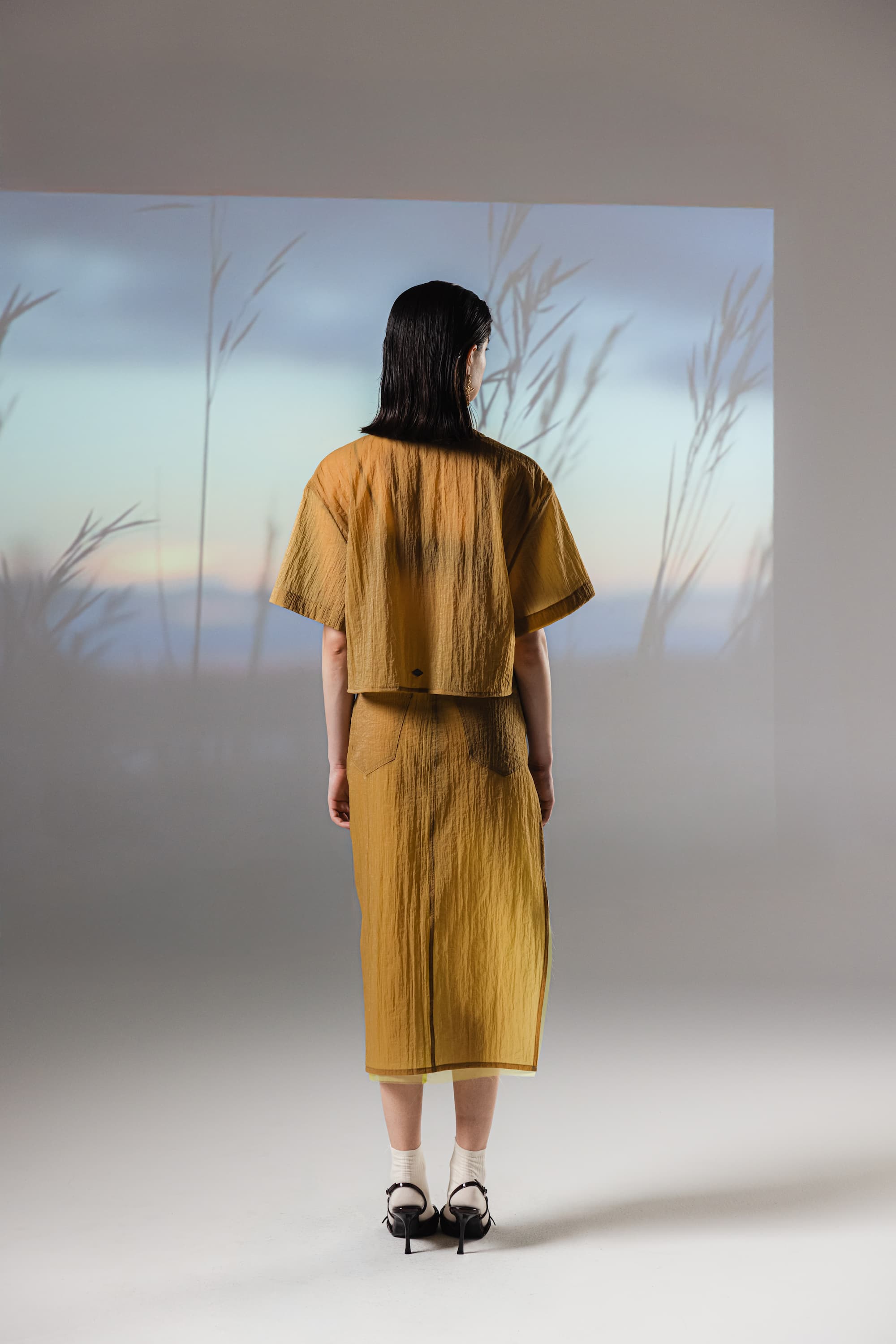 ELIDE _ THREE QUARTER SLEEVE SHIRT