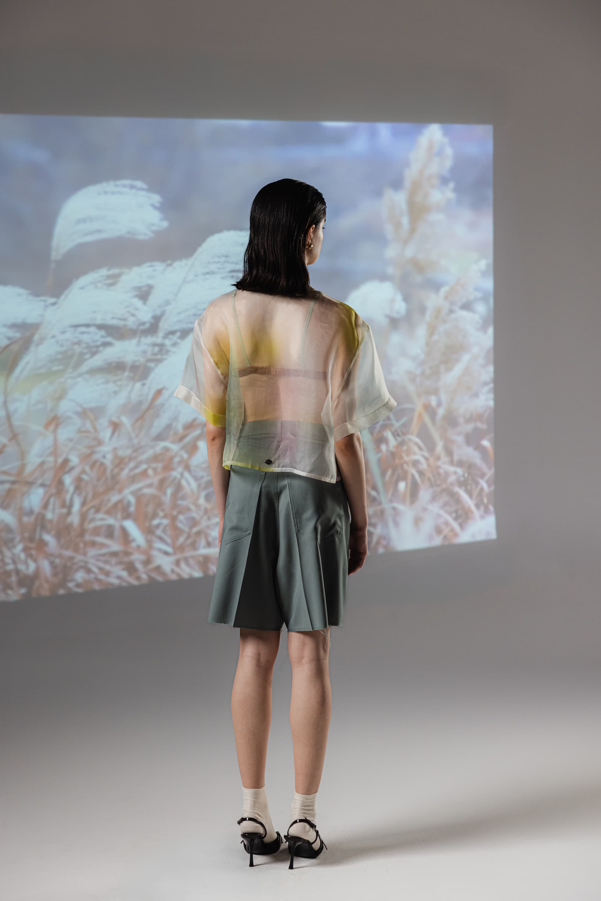 TANIA _ WOOL BERMUDA SHORTS