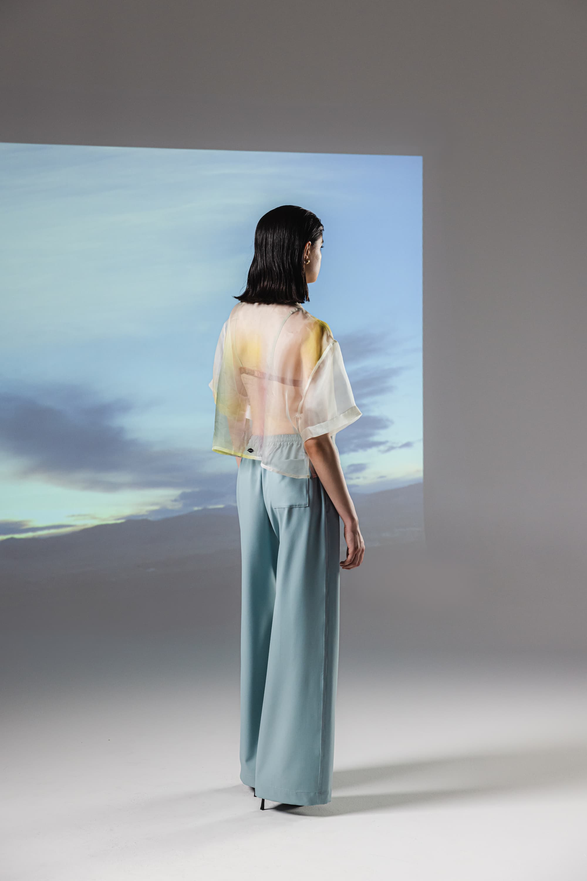 ELIDE _ THREE QUARTER SLEEVE SHIRT